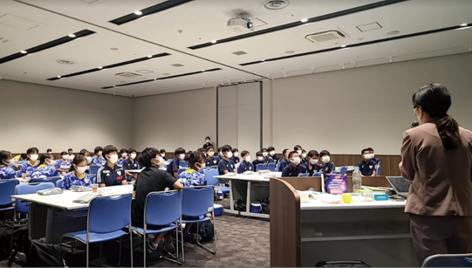 “Education on menstruation for everyone” for members of FC Imabari